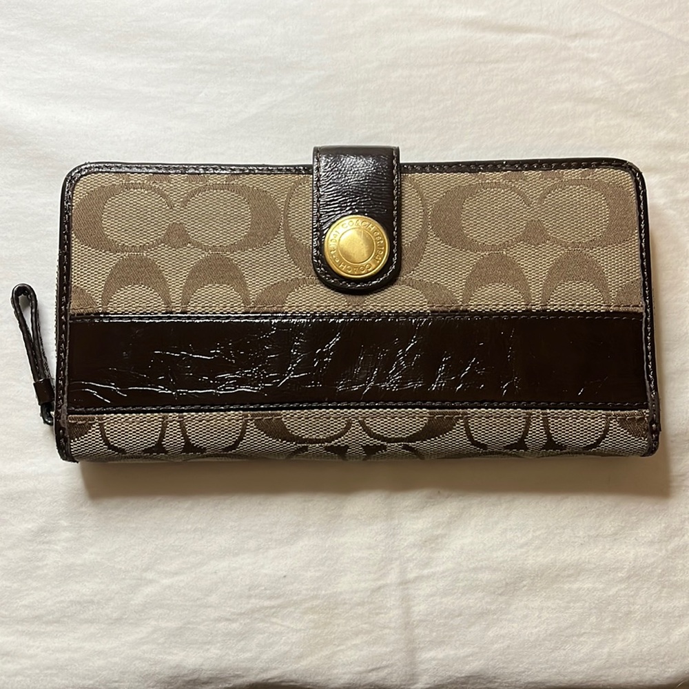 COACH Signature Stripe Khaki Brown Zip Around Wallet
